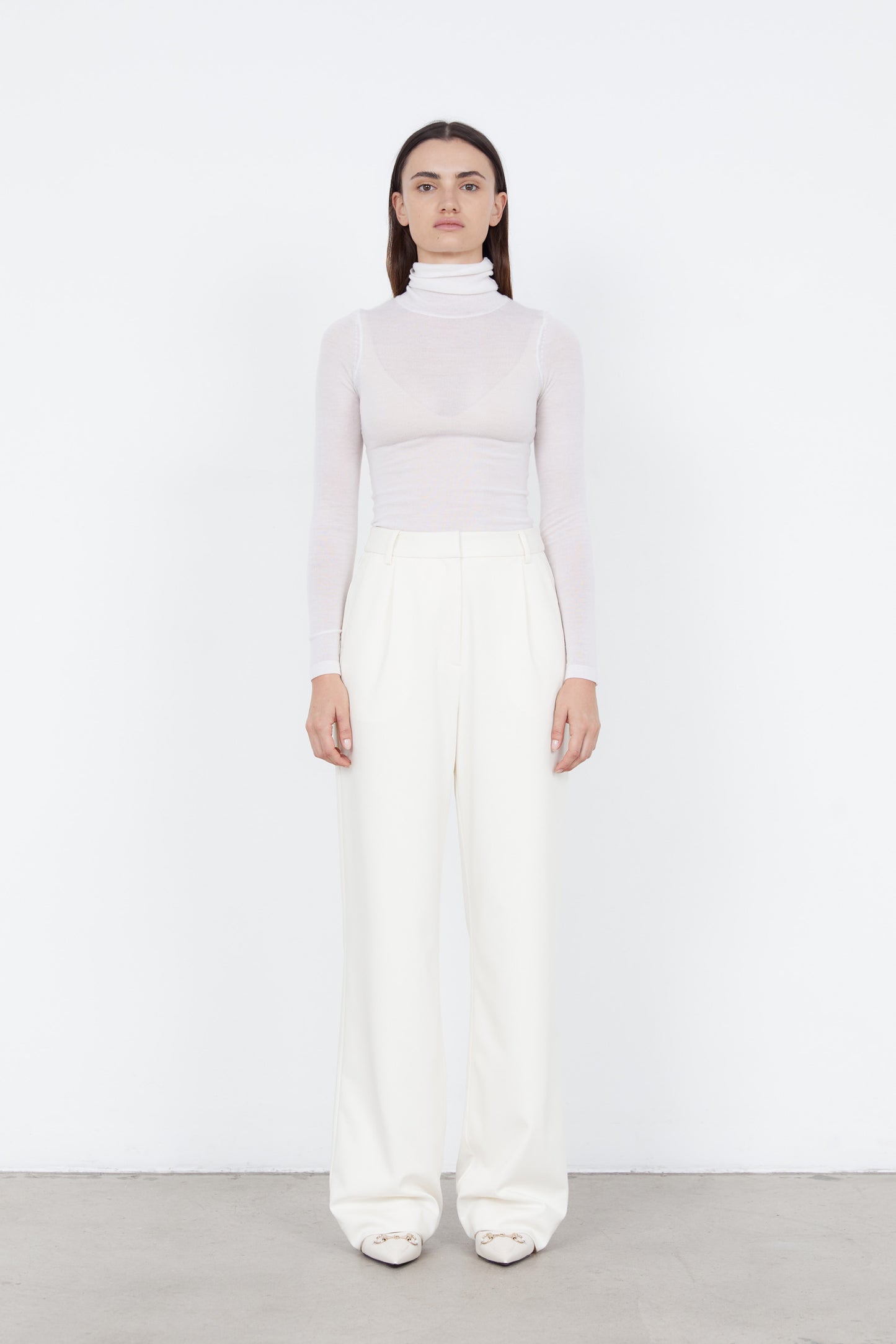 Ivory - Model