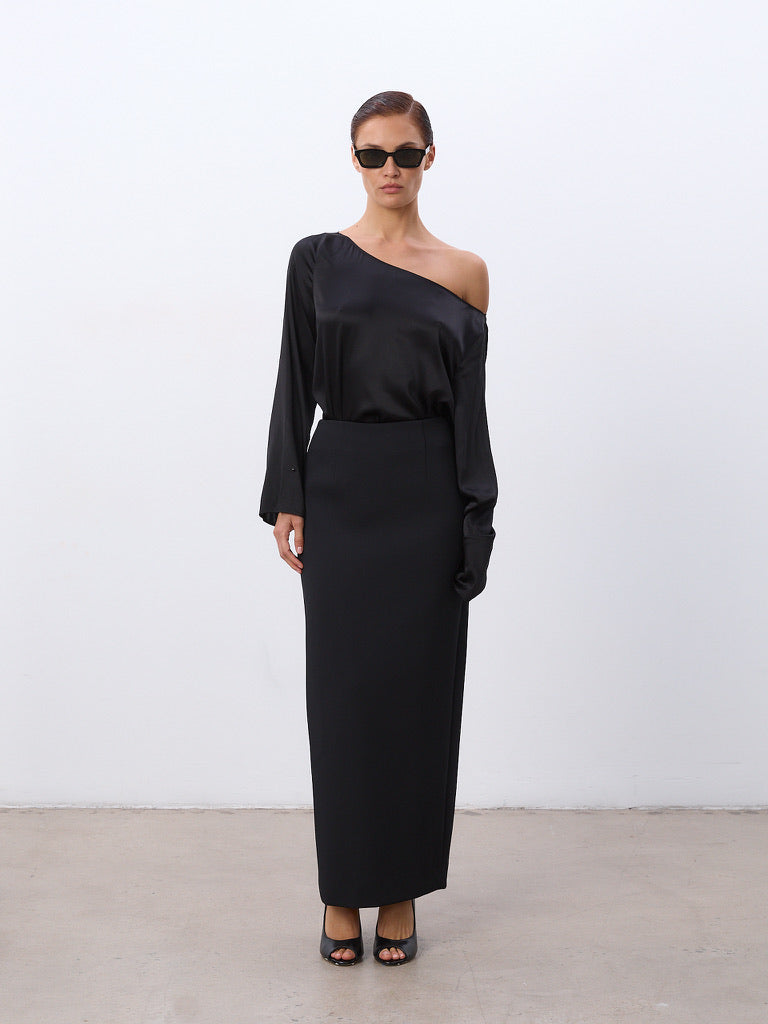 Black - Model