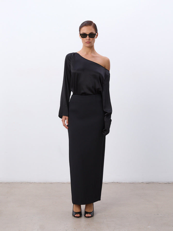 Black - Model