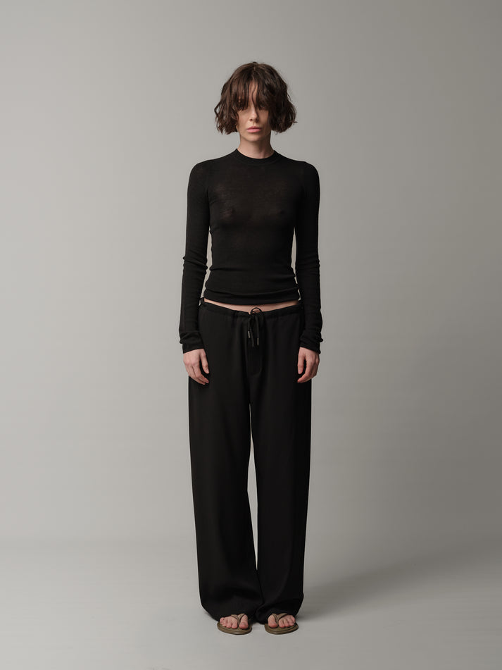 Black - Model