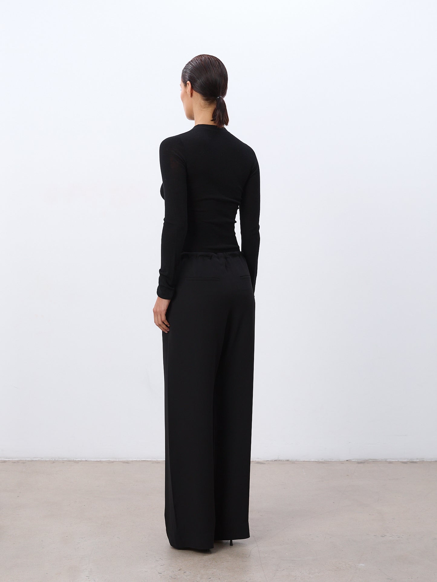 Crepe Drawstring Trouser