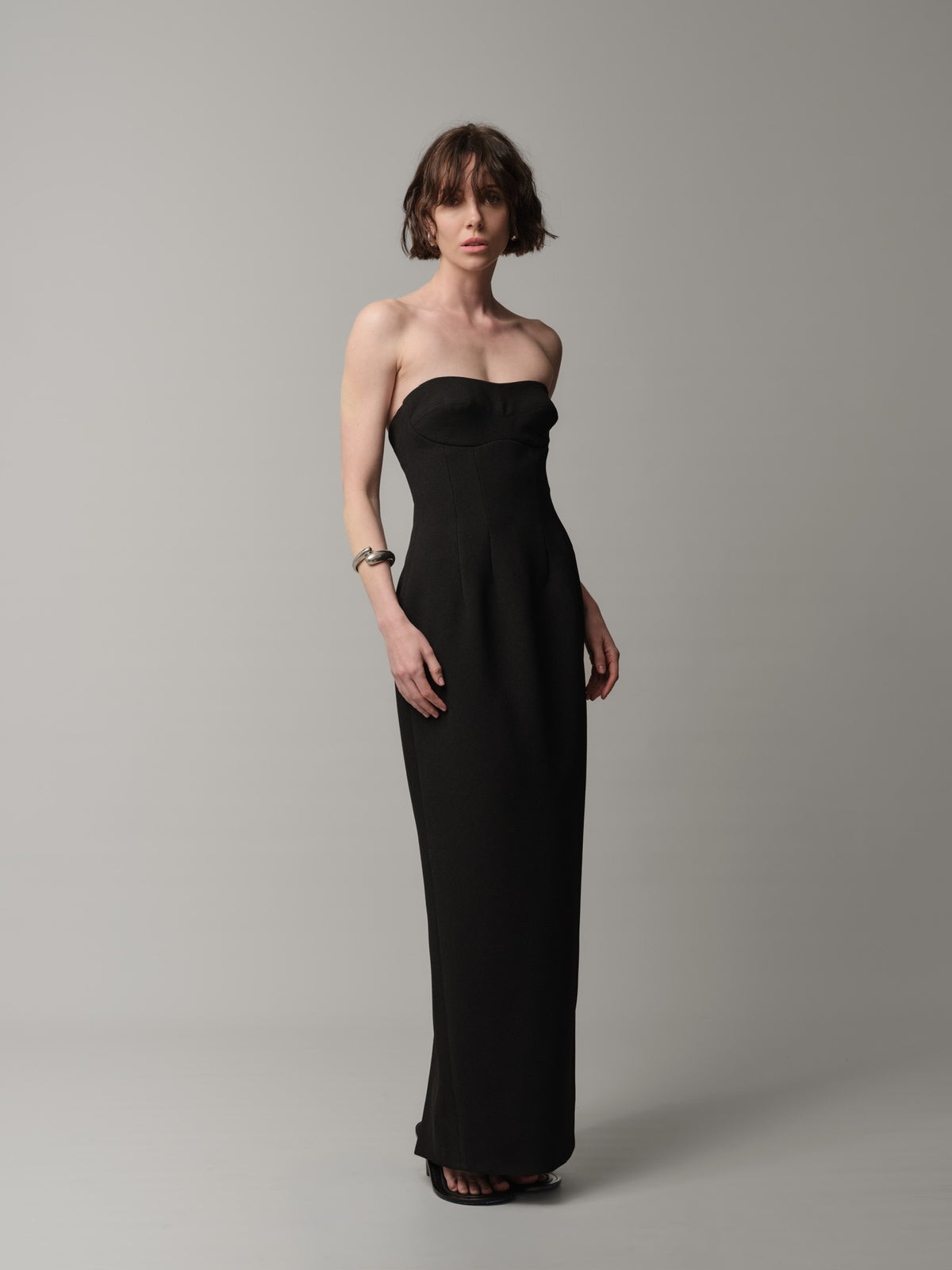 Black - Model