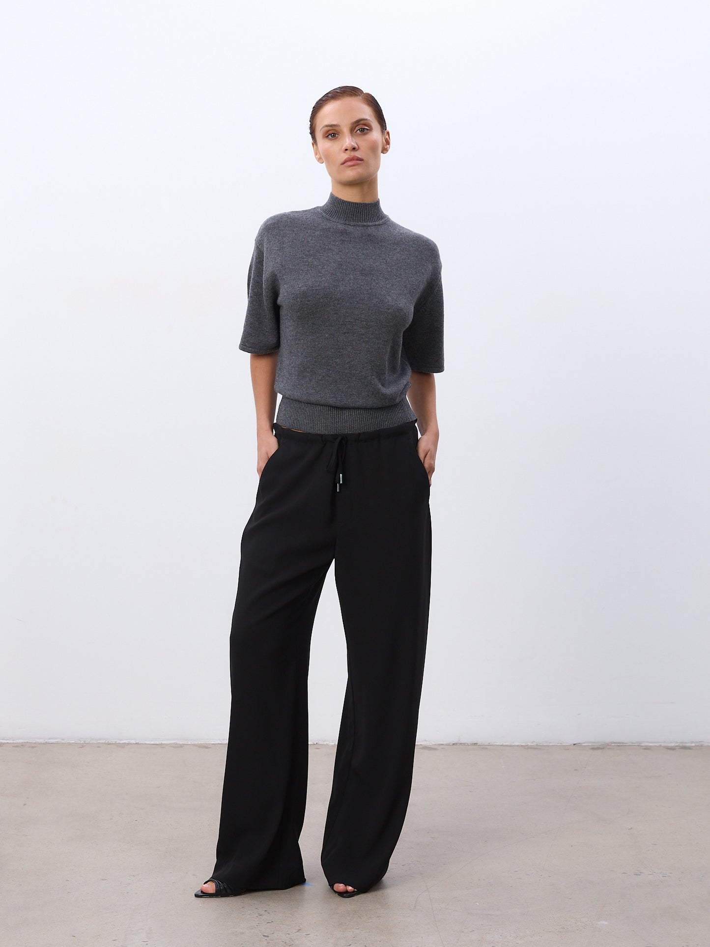 Grey - Model
