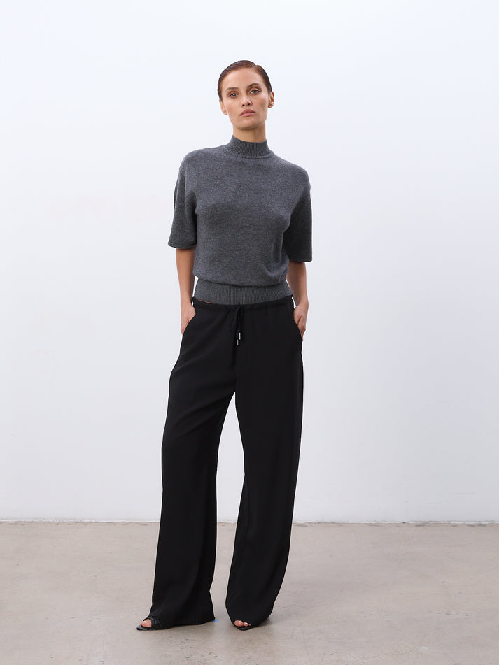Grey - Model