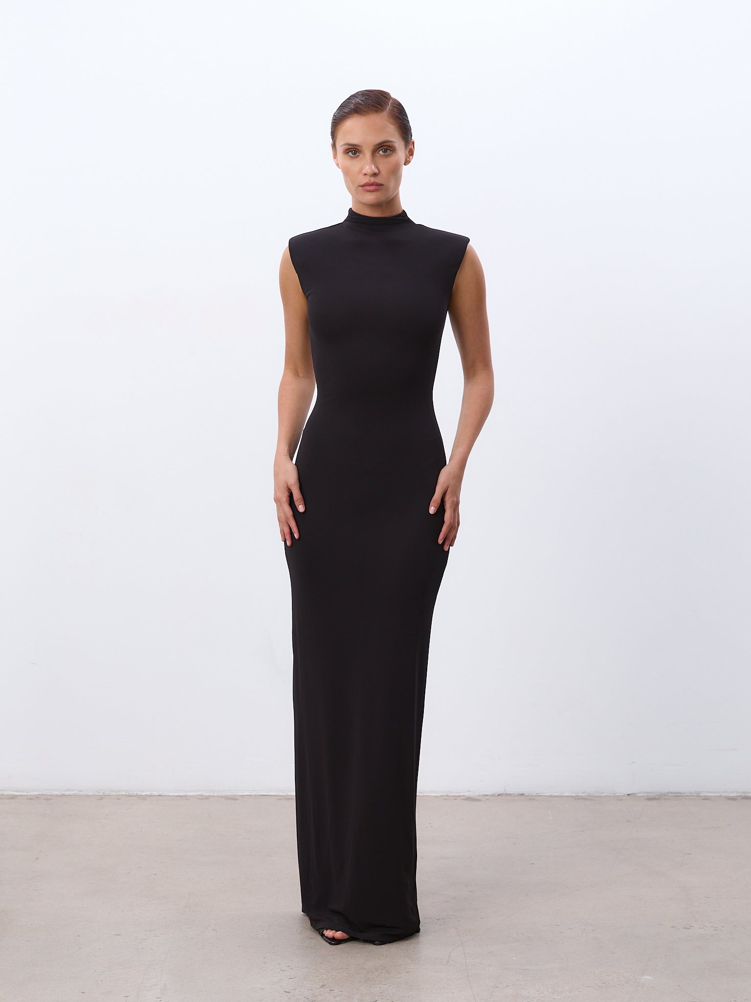 Black - Model